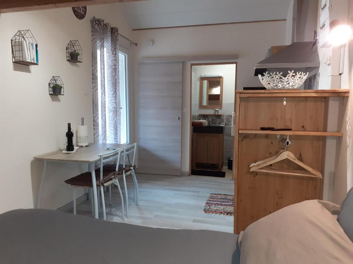 Studio Independant Dans Villa Neffies Extérieur photo